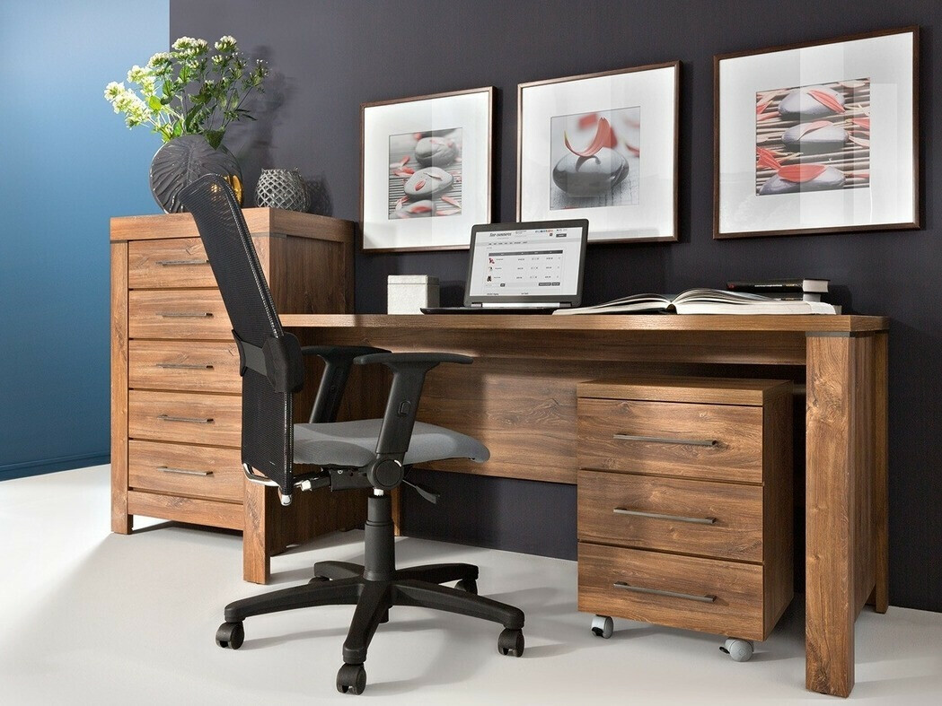 Huonekalukokoelma Etrlire