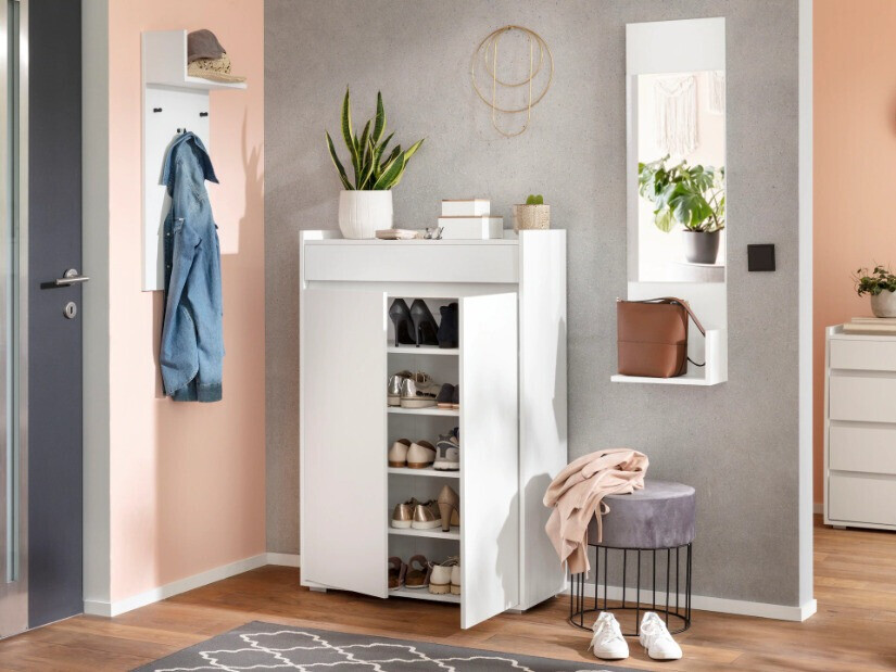 Huonekalukokoelma Ruvciri