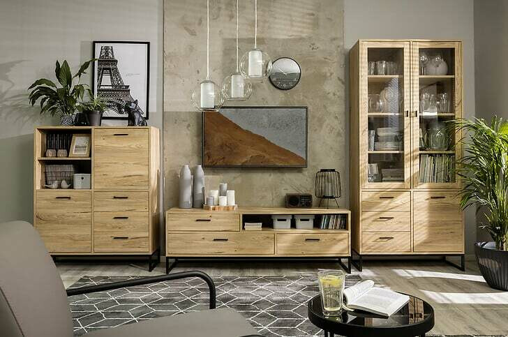 Huonekalukokoelma Fivmoro