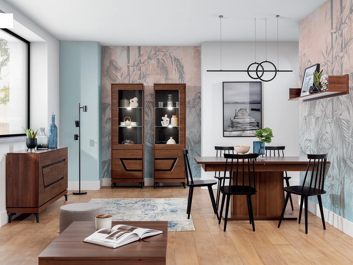 Huonekalukokoelma Romlora