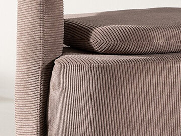 Samettikankaiset huonekalut