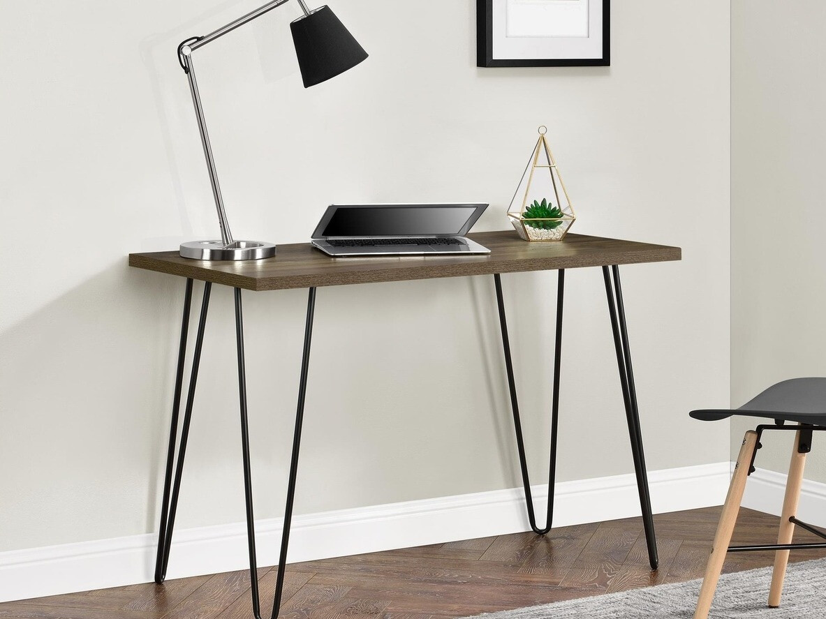 Työpöytä Nutive 102 (Pähkinä + Musta)