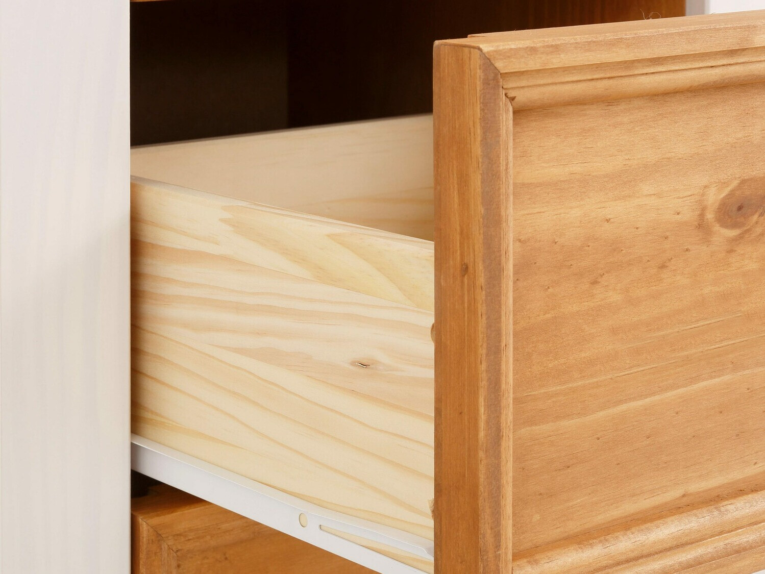 Lipasto Tolelio 104 (Valkoinen + Mänty)