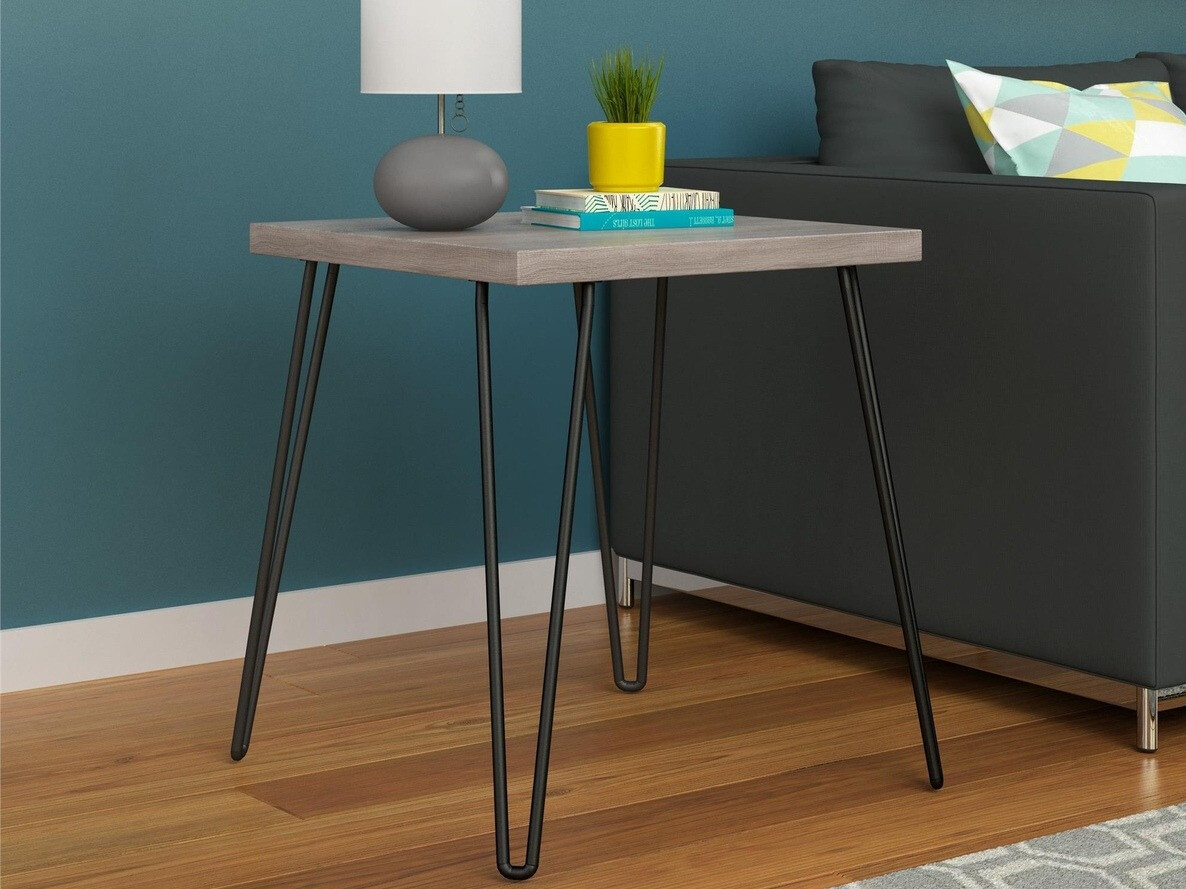 Sivupöytä Nutive 103 (Vaalea tammi)