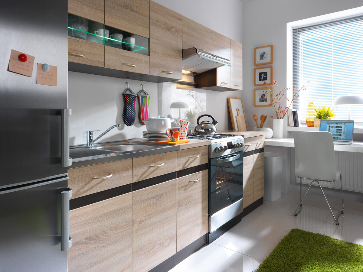 Modulaarinen kaappi ovilla Juno 102