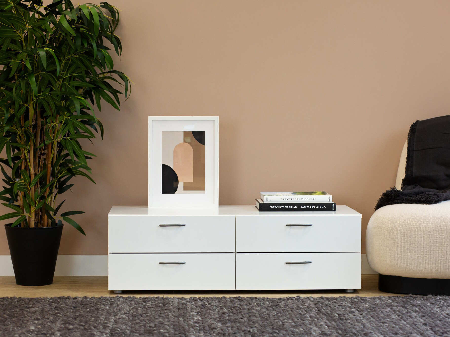 Lipasto Bristol 186 (Valkoinen)