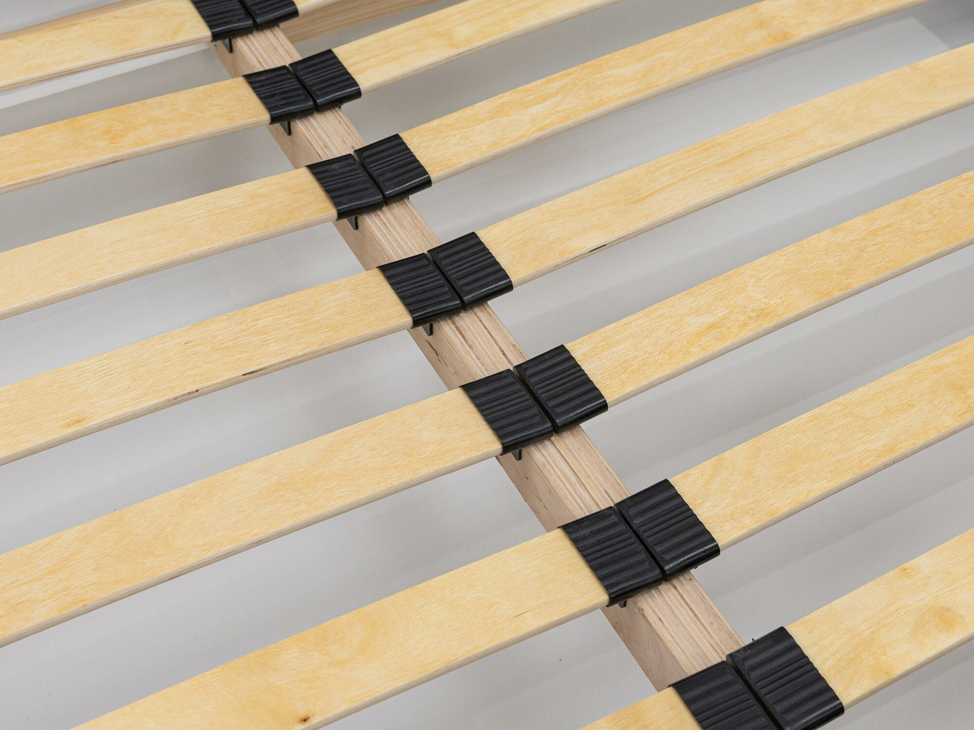 Sänky Comfivo Fabrica (Kronos 19)