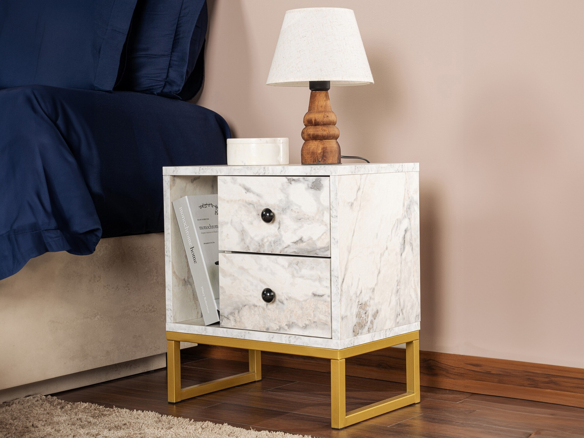 Yöpöytä Novato 109 (Valkoinen marmori + Kultainen)