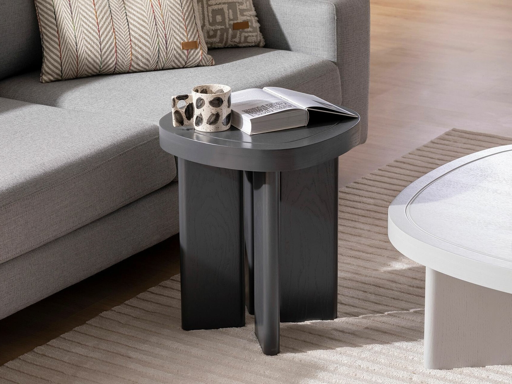 Sivupöytä Kailua 2332