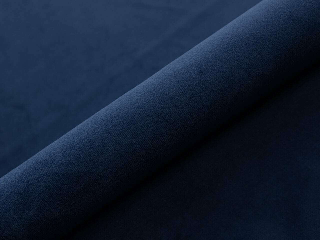 Sänky Martinez 113 (Magic Velvet 2216)