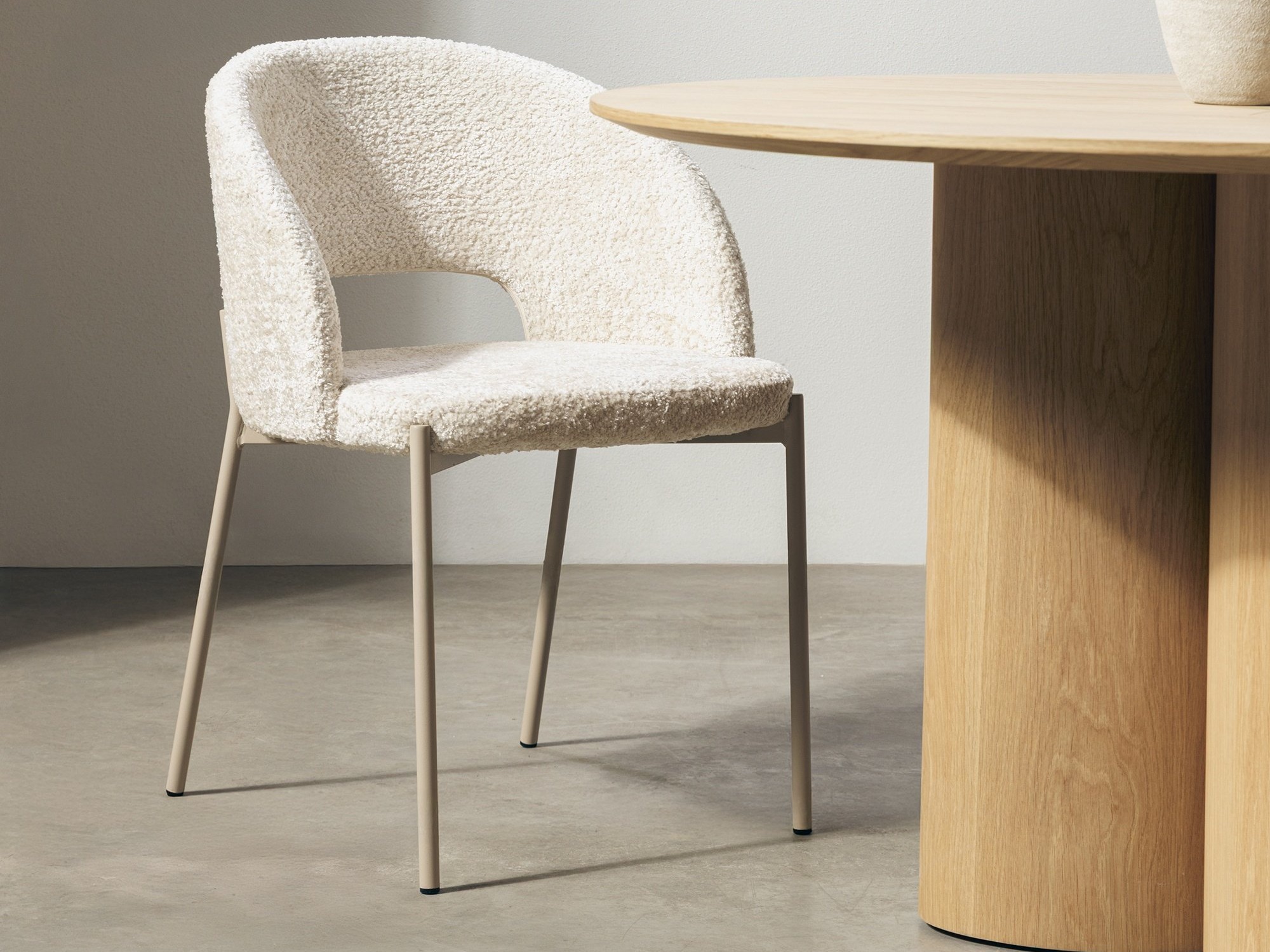 Tuoli Burleson 390 (Vaalea beige)