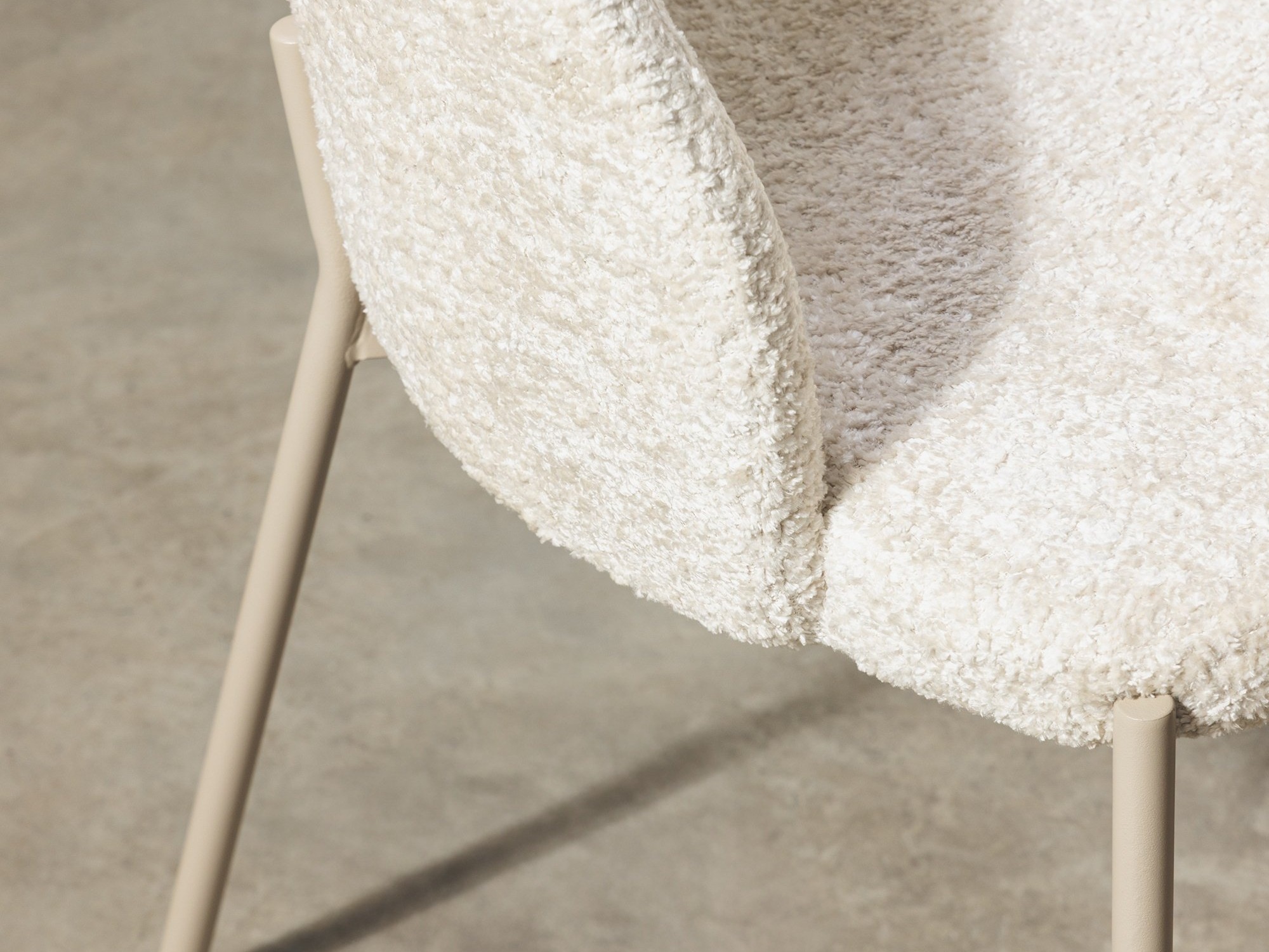 Tuoli Burleson 390 (Vaalea beige)