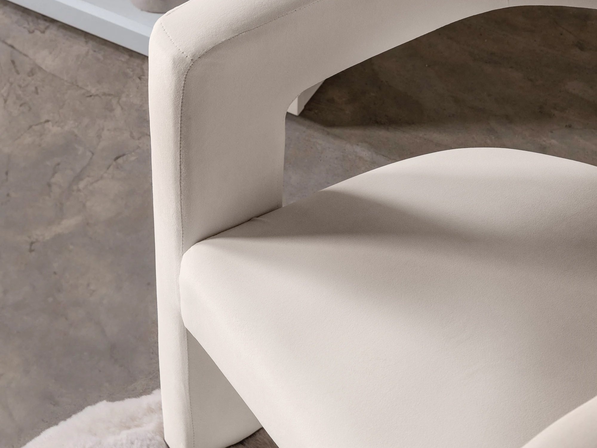 Tuoli Burleson 447 (Vaalea beige)