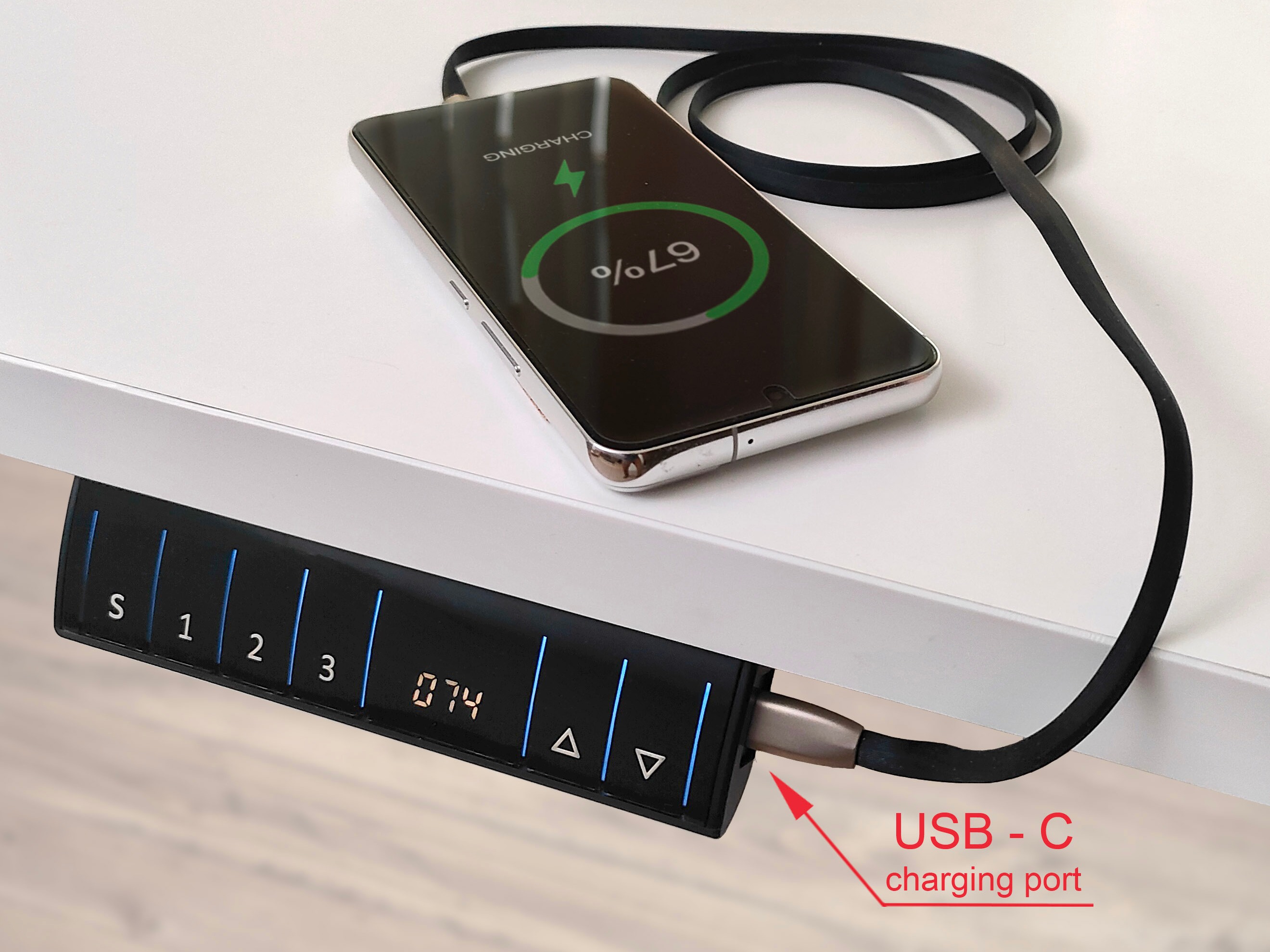 Korkeussäädettävä työpöytä Buffalo 183 (Musta)