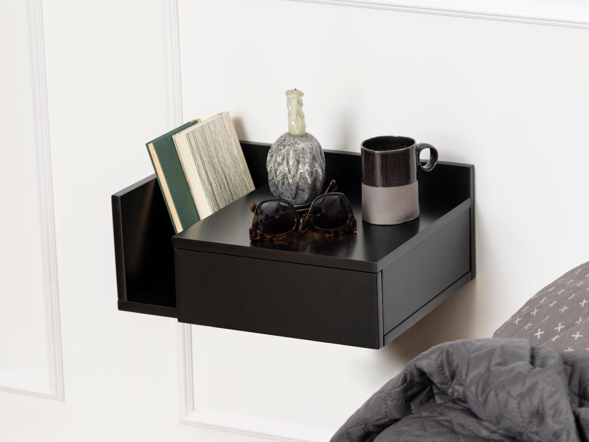 Yöpöytä Norsica 969 (Musta)