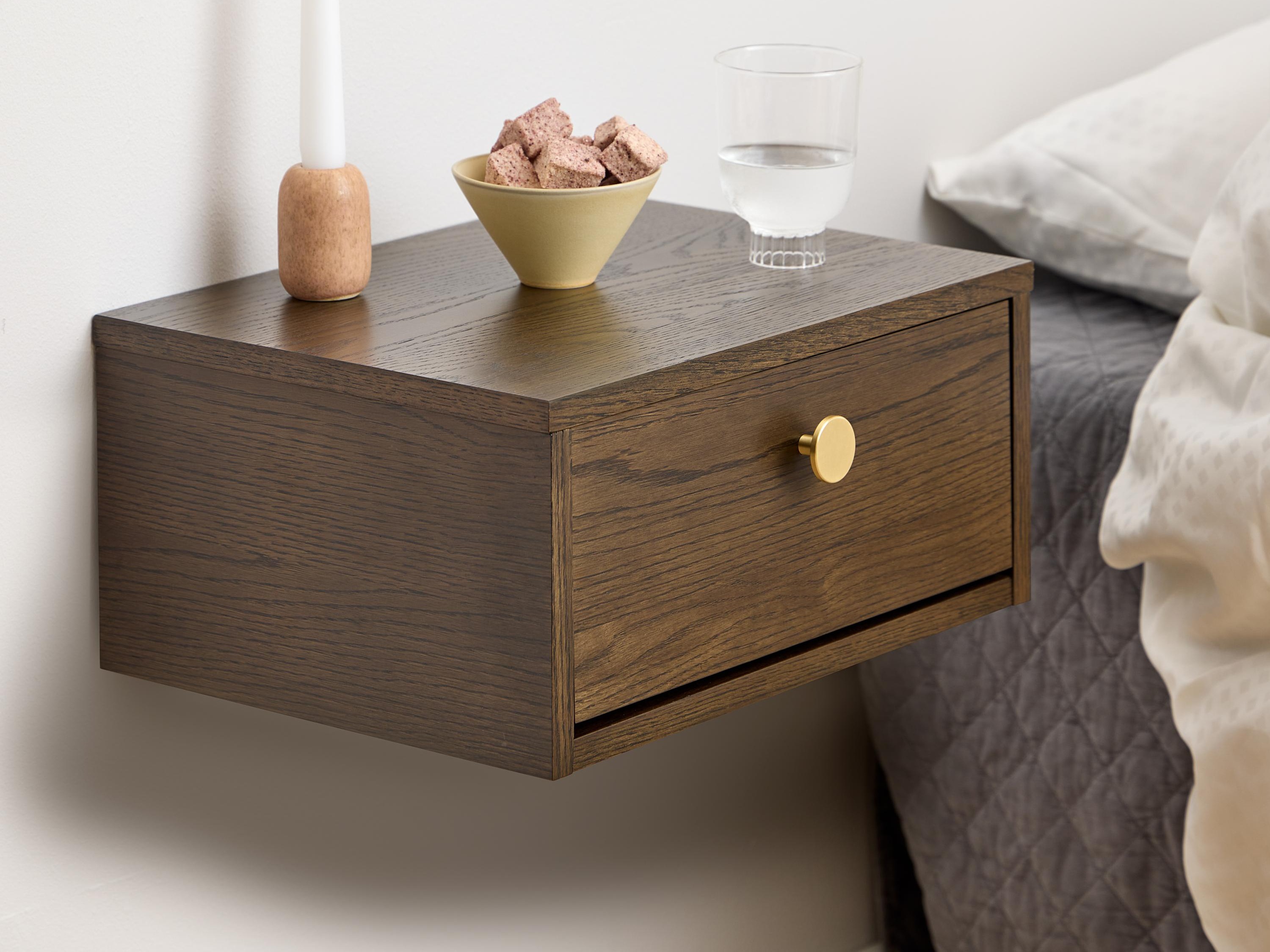 Yöpöytä Norsica 984 (Tumma tammi)