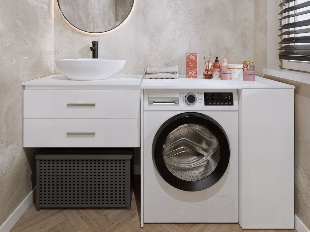 Pystymallinen kylpyhuonekaappi Balelbo 109