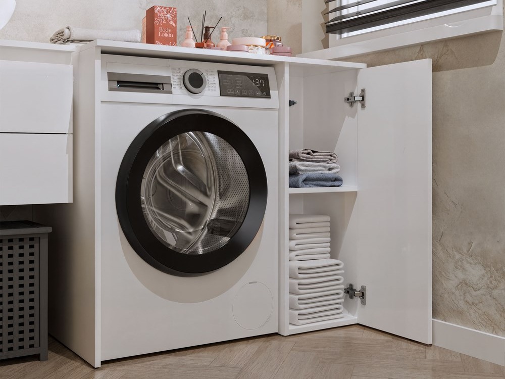 Pystymallinen kylpyhuonekaappi Balelbo 109