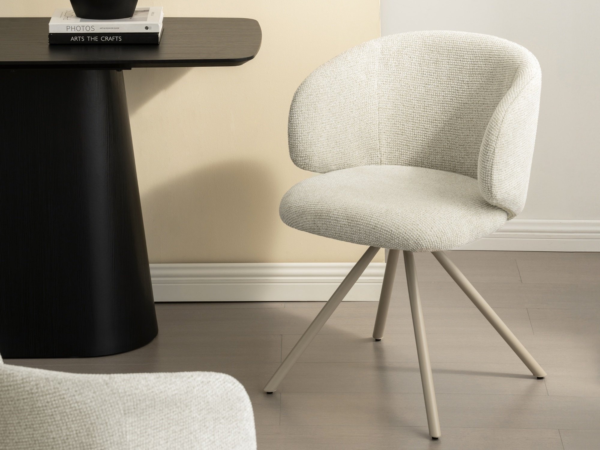 Tuoli Burleson 515 (Beige)