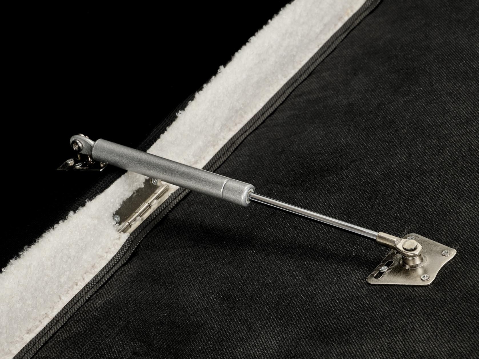 Verhoiltu penkki Houston 1446