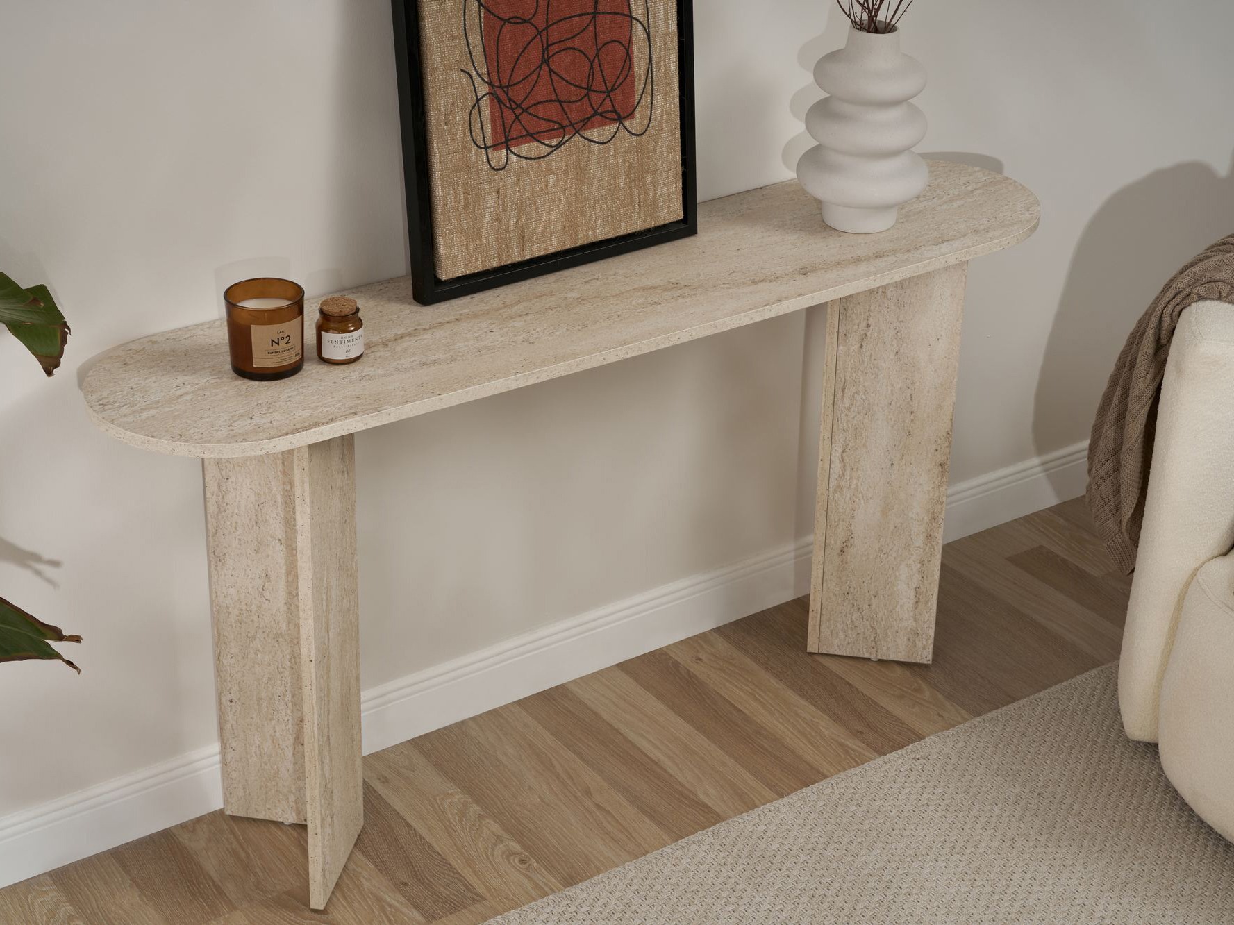 Konsoli Novato 133 (Kevyt travertiini)