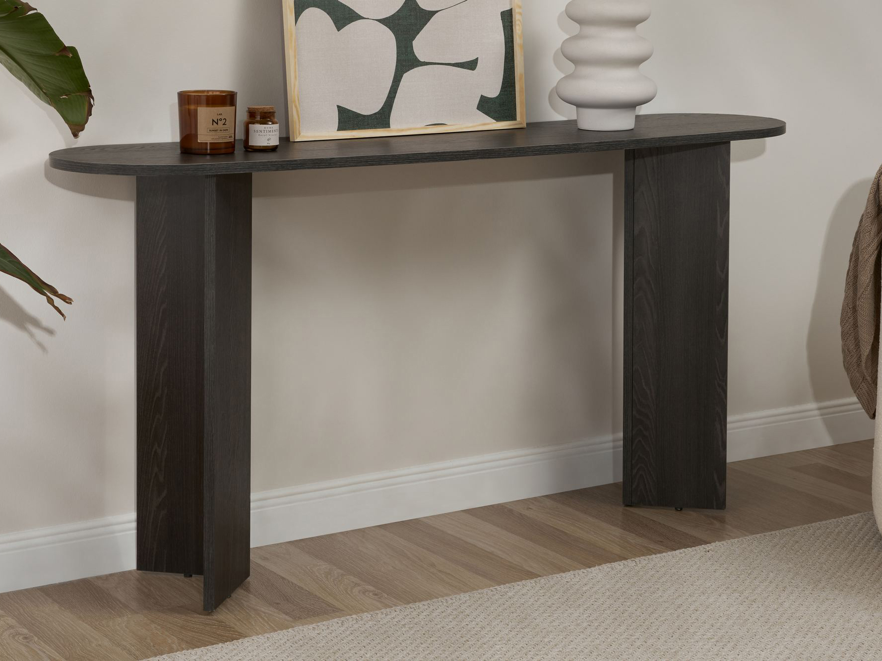 Konsoli Novato 133 (Musta)