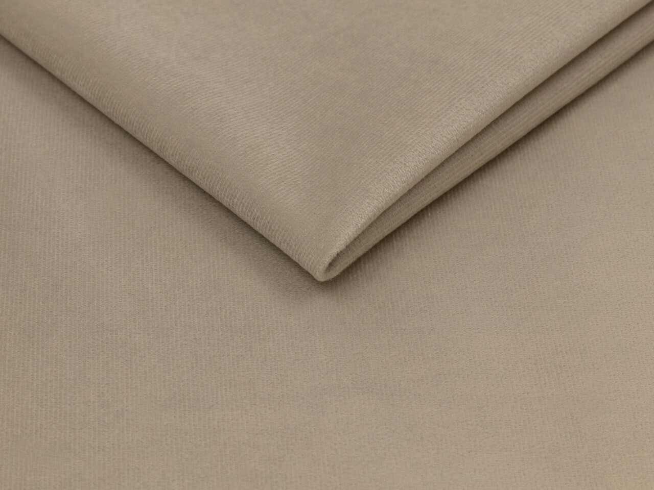 Kulmasohva SE2874 vaurioitunut pakkaus