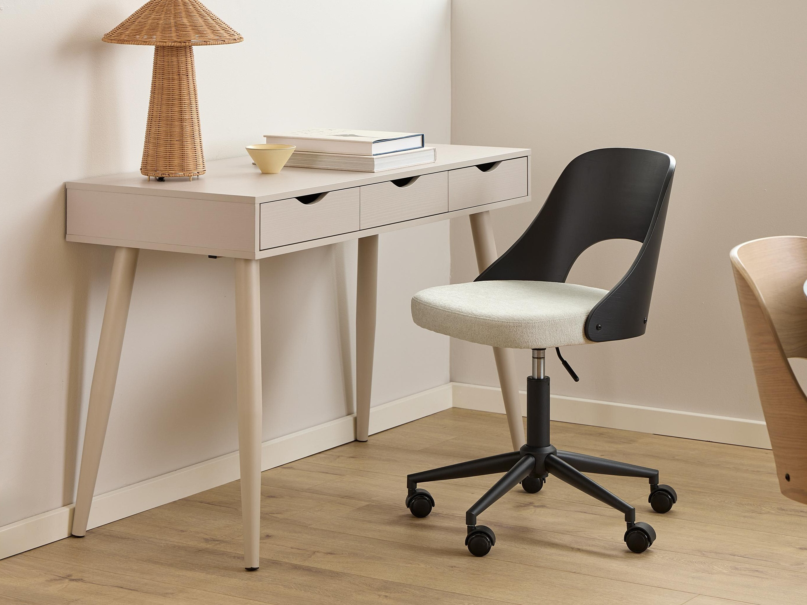 Työpöytä Norsica 113 (Harmaa)