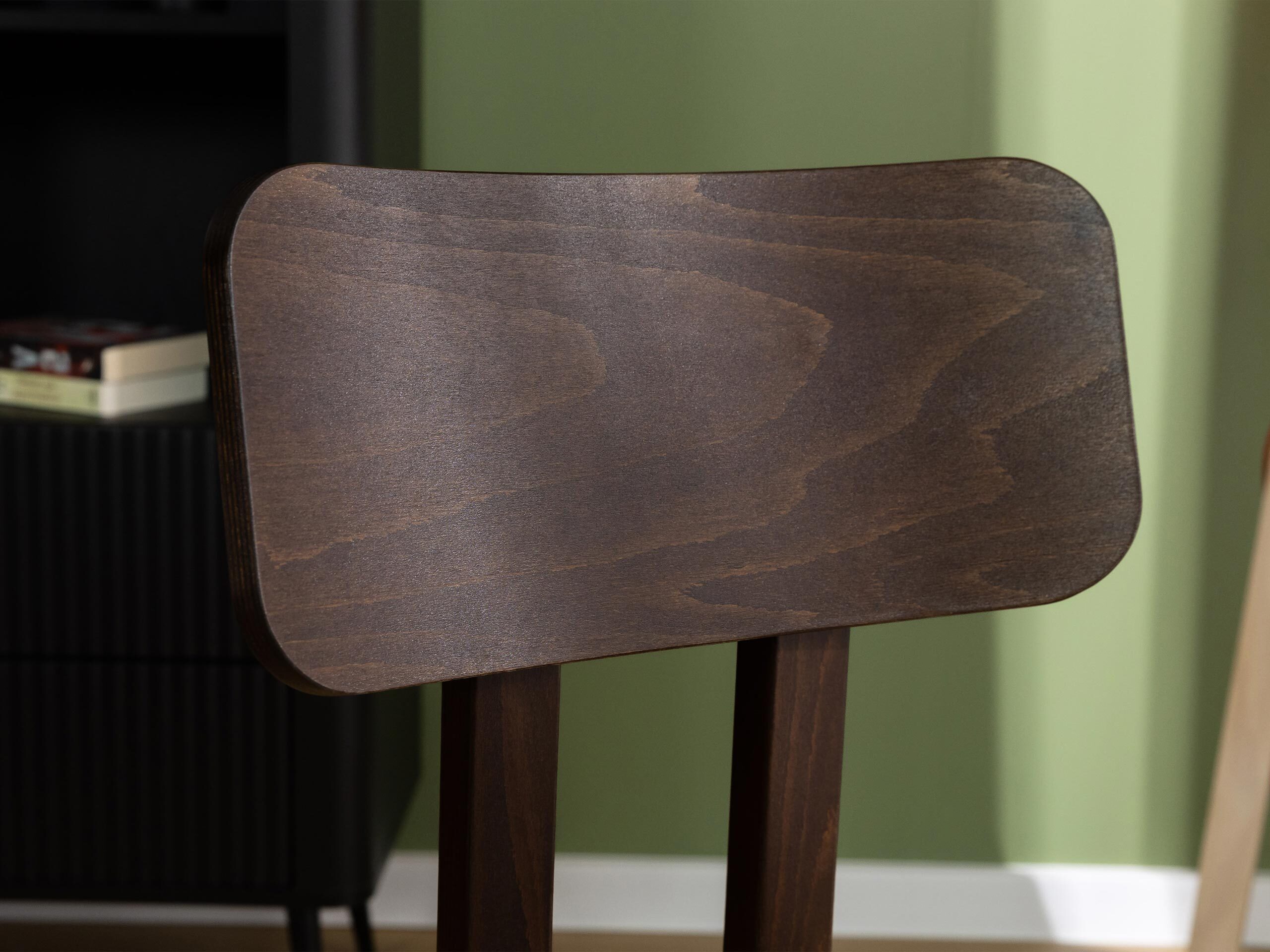 Tuoli Victorville 382 (Pähkinä)