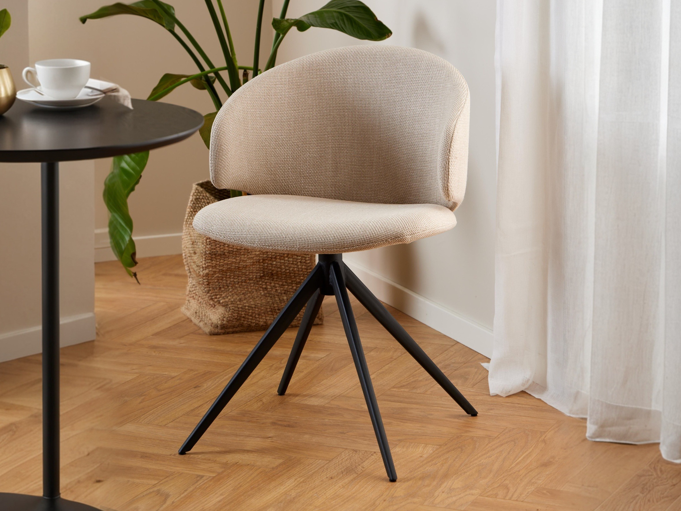 Tuoli Norsica 910 (Musta + Beige)