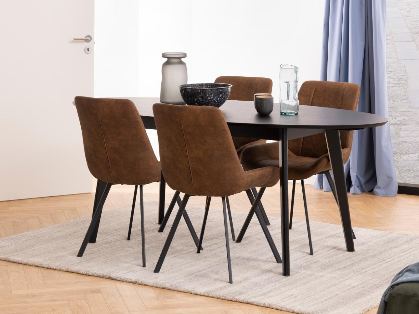 Tuoli Norsica 499 (Ruskea + Musta)