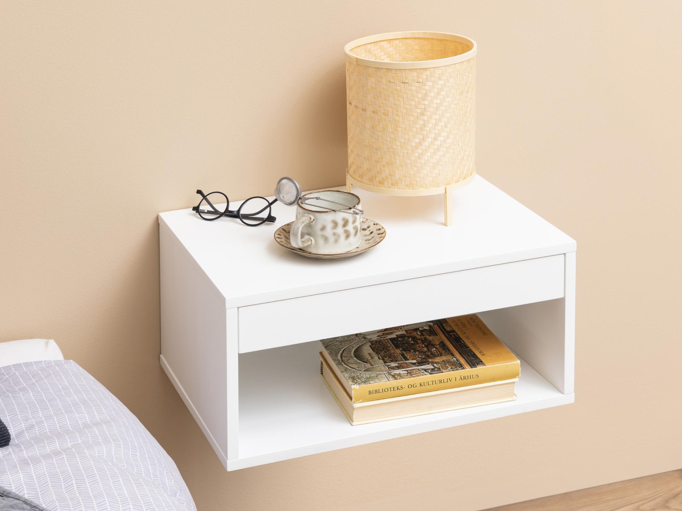 Yöpöytä Norsica 600 (Valkoinen)